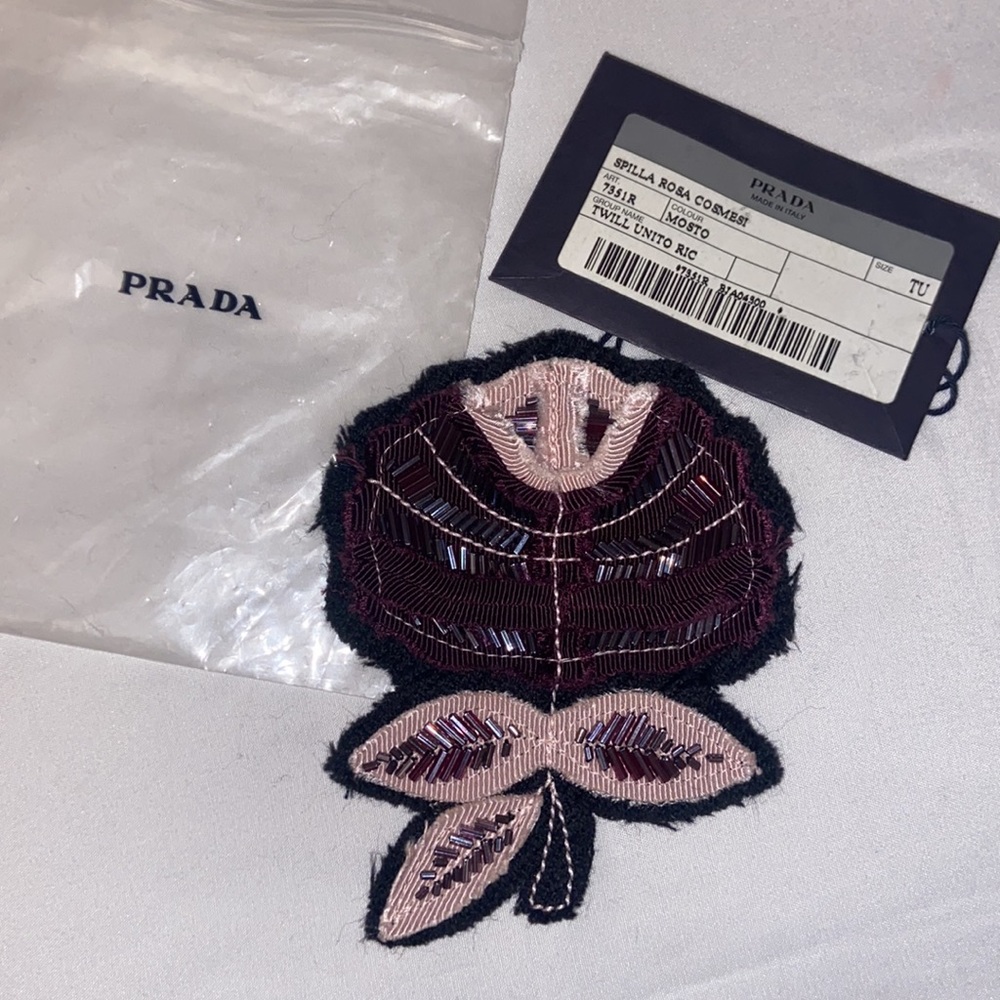 Rare Prada Brooch - Picture 4 of 5